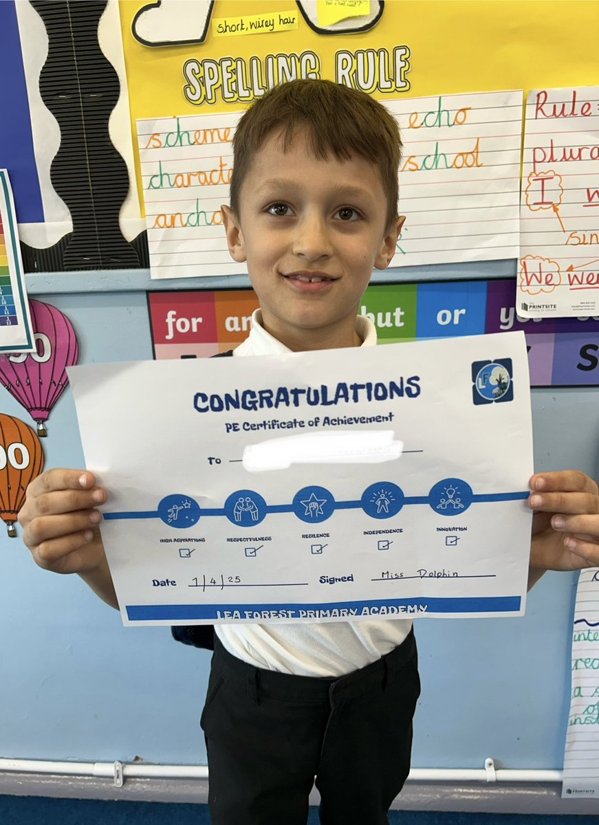 3JMs PE Star of the Week! What an absolute Super Star! We are all very proud of you. Well done 🤩🌻@HT_LFP <a href="/LLF_DHT/">Mr. White DHT </a> <a href="/lfppeteam/">LFP PE Team</a> <a href="/MrBWright1/">Mr B Wright</a> <a href="/MrsMurphy7522/">Mrs Murphy 🍏 ✏️ 🌈</a>