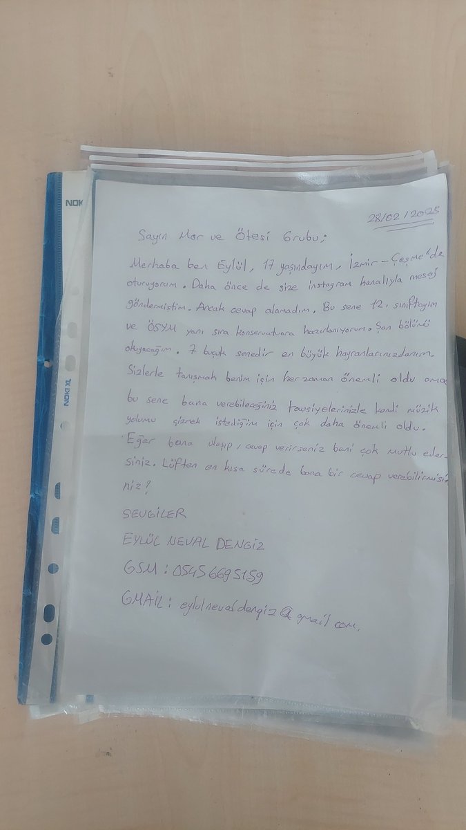 eylul_neval's tweet photo. @mvoofficial size yazdığım  bir hayran mektubu .💜🎵🎸 https://t.co/TBAN4K91Be