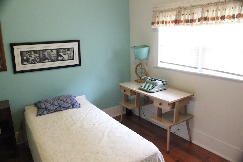 Jack Kerouac wrote The Dharma Bums in 11 days in this very house (in the back, if we're being specific). What could you create in 7 weeks? The Kerouac Project gives you time, space, and support to find out. Apply by April 14: loom.ly/GaxXQkE #amwriting #writingresidency