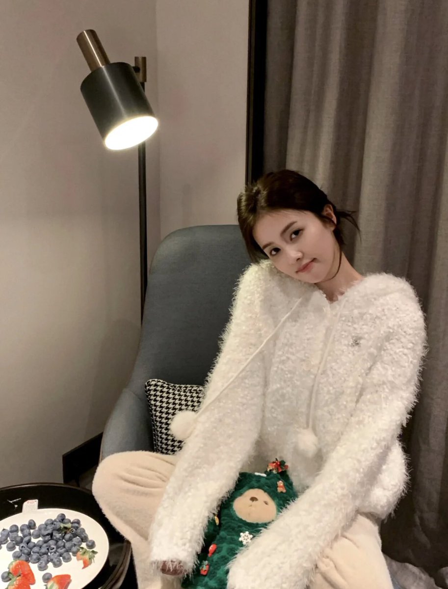 超级喜欢夜晚跟你喝茶聊天，你愿意吗
   v：wenjing25896