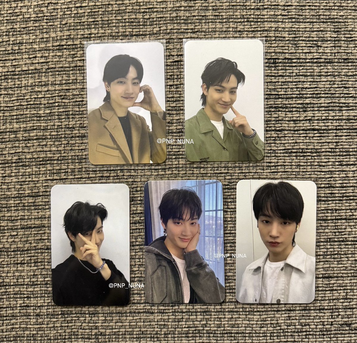 Pnp_nuna's tweet photo. การ์ดเจบี รอบไซน์ BEX
พร้อมส่ง‼️ ครบเซต 5 ใบ 890 บาท (รวมส่ง)
สนใจสอบถามได้ค่ะ
#ตลาดนัดอากาเซ่ #JAYB #ตลาดนัดgot7
#ตลาดนัดอากาเซ่got7 #Road_runner https://t.co/mUGdiOYNVA