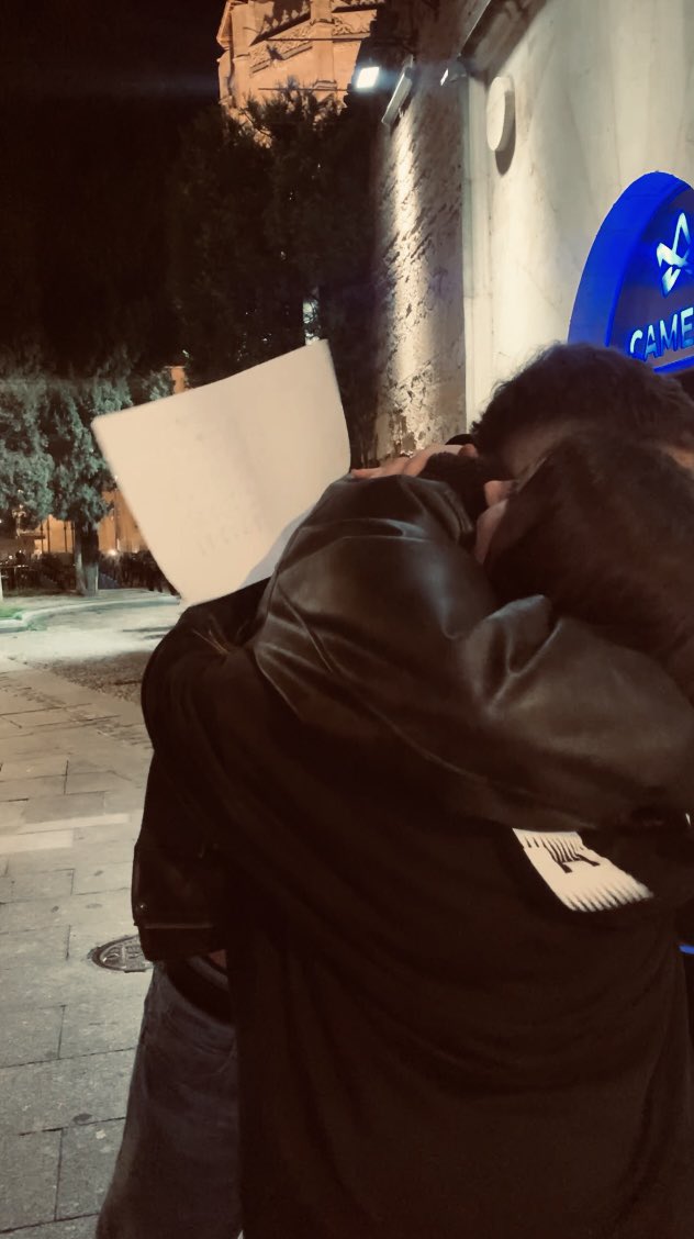 luchi927's tweet photo. No lo sabía pero lo único que necesitaba era volver a verle para ser así de feliz🥹🥹Enol me curas el alma y la vida😭🫂❤️‍🩹 https://t.co/JlRtNN7yb3