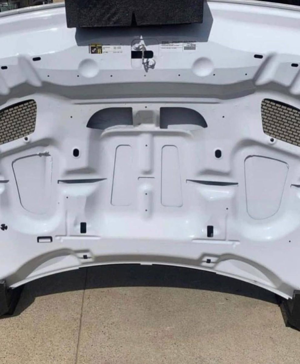hellcatautoshop's tweet photo. Always in Stock @hellcatautoshop #hellcat #carbonfiber #srt #hellcat #hellcatautoshop #trending #carparts #autoparts #oemparts #brandnew #dodgechallengersrt #dodgeram #dodgechargerhellcat #musclecars #supercharged #v8engine #v8 https://t.co/QNLlZiLYSq