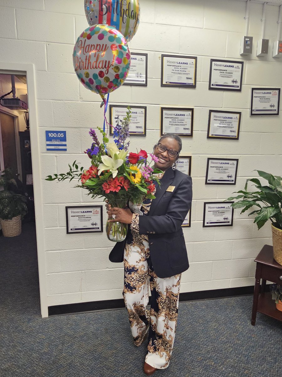 EXCEL Academy (@excelacademyhcs) on Twitter photo Happy Birthday to our amazing Leader, Dr. Tylisa Hill! Work does not have to feel like work, when Family is at the forefront, and she is the head of our Family!! We love you!! ππ <a href="/HillTylisa17828/">Tylisa Hill</a> Happy Birthday to our amazing Leader, Dr. Tylisa Hill! Work does not have to feel like work, when Family is at the forefront, and she is the head of our Family!! We love you!! ππ <a href="/HillTylisa17828/">Tylisa Hill</a>