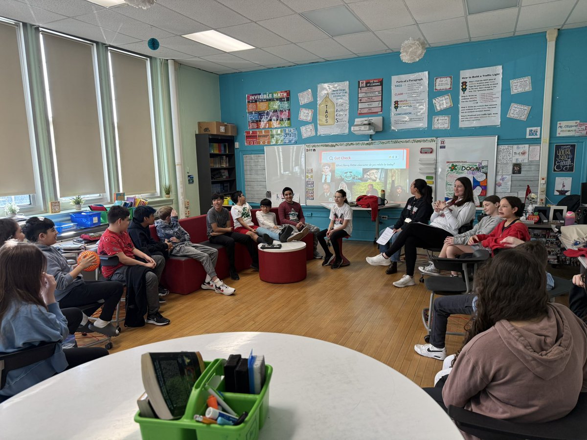 Mineola UFSD tweet media