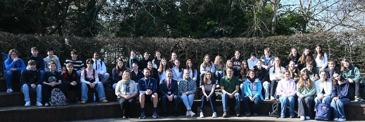 angloeuropean73's tweet image. Willkommen!🇩🇪 to all students from Gymnasium am Mosbacher Berg in Wiesbaden. 

They are enjoying a packed programme including: a visit to Canterbury Cathedral, a guided tour of the Cutty Sark in Greenwich, and plenty of London sightseeing of course! 

#NCLE #LanguageHubs