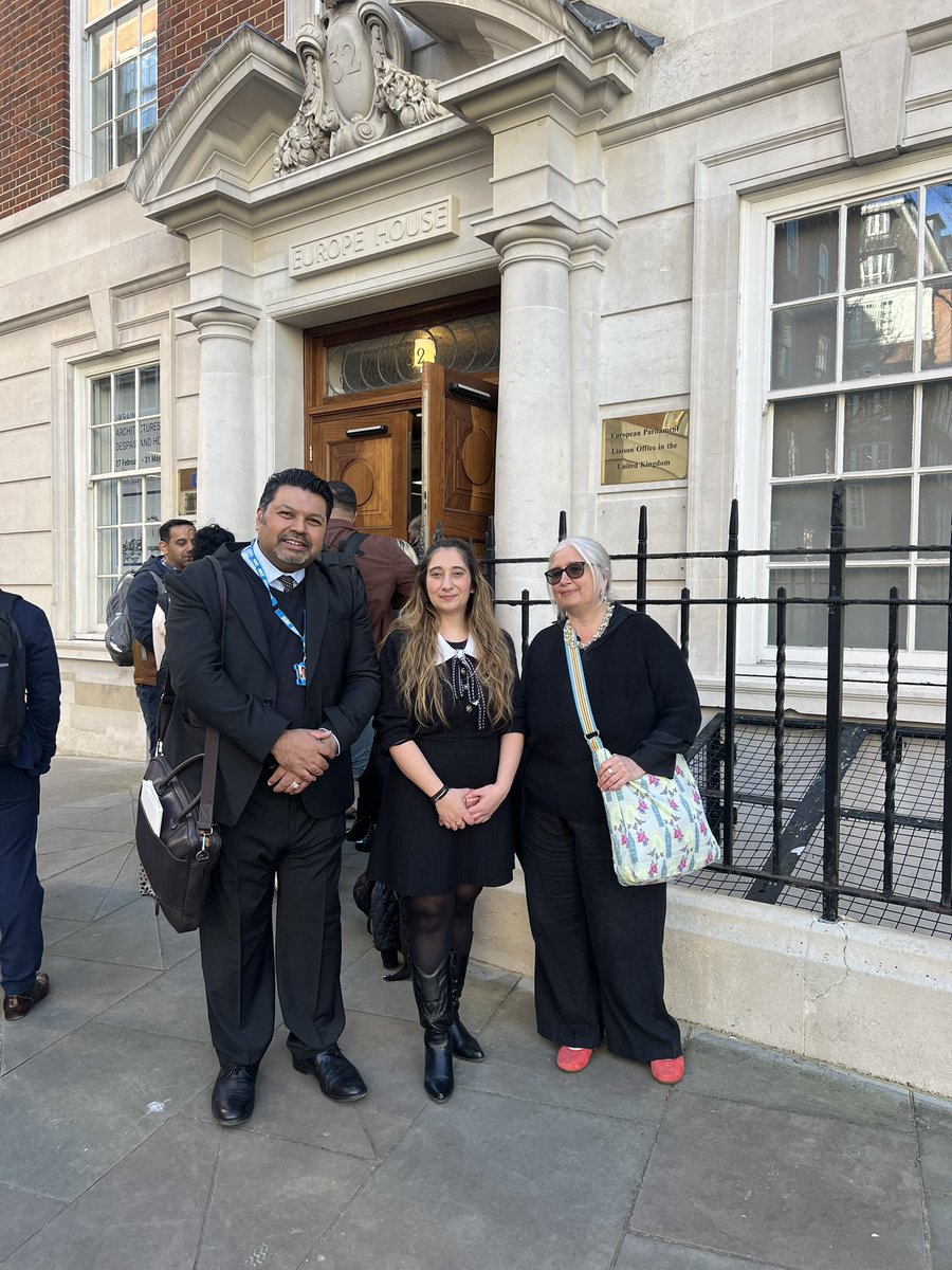 Riyadul Karim Insta: riyadkarim (@riyad_srpharms) on Twitter photo Honoured to attend <a href="/EUdelegationUK/">EU Delegation UK</a> Panel discussion: Promoting Social Justice for Roma Communities in the UK: Challenges and Opportunities
<a href="/romani_voice/">UNION ROMANI VOICE</a> Simona Lazar <a href="/RomaSupport/">Roma Support Group</a> <a href="/MGreenfields/">Margaret Greenfields</a> <a href="/TereziaRostas/">Terezia Rostas</a> Virgo Bitu ROTAUK
#InternationalRomaDay #RomaWeek2025
#BuildingTrust Honoured to attend <a href="/EUdelegationUK/">EU Delegation UK</a> Panel discussion: Promoting Social Justice for Roma Communities in the UK: Challenges and Opportunities
<a href="/romani_voice/">UNION ROMANI VOICE</a> Simona Lazar <a href="/RomaSupport/">Roma Support Group</a> <a href="/MGreenfields/">Margaret Greenfields</a> <a href="/TereziaRostas/">Terezia Rostas</a> Virgo Bitu ROTAUK
#InternationalRomaDay #RomaWeek2025
#BuildingTrust