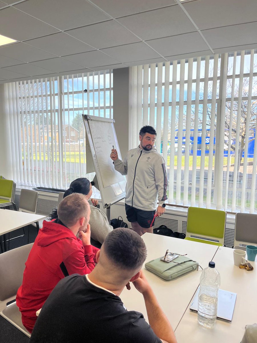 ClarkeWRUEdu's tweet photo. Great hub day hosted by @cardiffmet  @CardiffMetRFC .

Thank you Rhys and Gareth for providing a fun and insightful day with engaging topics and session surrounding the world of 7's https://t.co/9YeReY2CS7