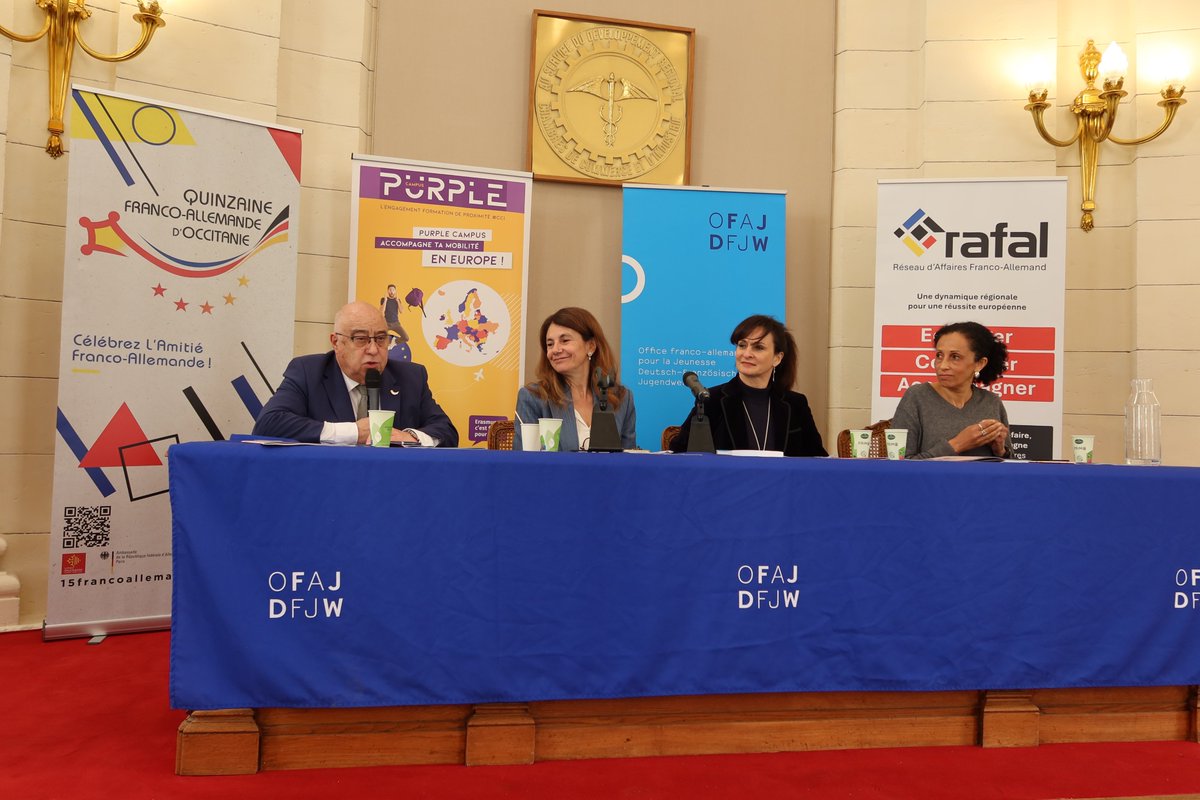 Maison de Heidelberg (@heidelberg_haus) on Twitter photo Rencontre inspirante sur les opportunités de la #mobilité 🇫🇷🇩🇪 des jeunes en formation pro avec <a href="/AnneTallineau/">Anne Tallineau</a>, secrétaire <a href="/ofaj_dfjw/">🇫🇷 OFAJ_DFJW 🇩🇪</a> à la <a href="/CCIHerault/">CCI Herault</a> #purplecampus <a href="/ADeljarry/">André DELJARRY</a> #QFAO2025 Rencontre inspirante sur les opportunités de la #mobilité 🇫🇷🇩🇪 des jeunes en formation pro avec <a href="/AnneTallineau/">Anne Tallineau</a>, secrétaire <a href="/ofaj_dfjw/">🇫🇷 OFAJ_DFJW 🇩🇪</a> à la <a href="/CCIHerault/">CCI Herault</a> #purplecampus <a href="/ADeljarry/">André DELJARRY</a> #QFAO2025