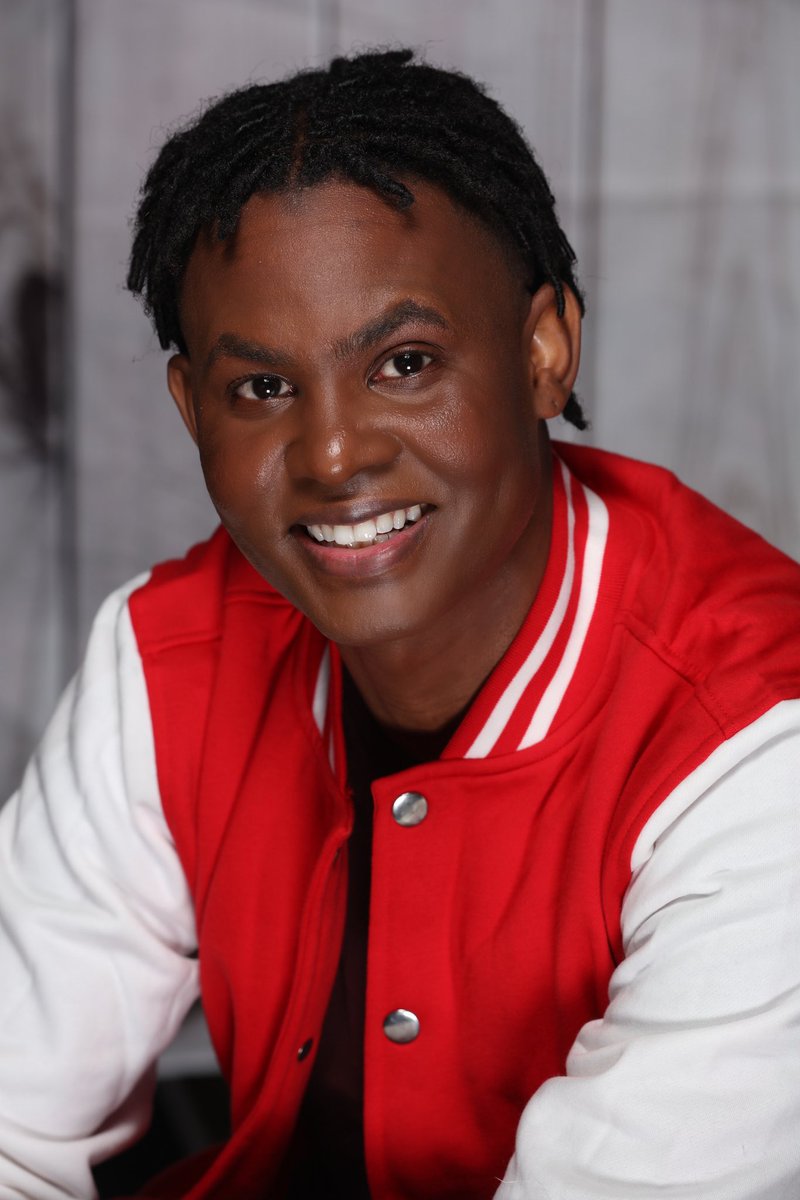 My look doesn’t change much but I am on a loc journey now so I thought it would be a good idea to get some fresh new headshots as I pursue on-camera acting again. 🙏🏿🙏🏿🙏🏿 

#acting #actor #tv #film #voiceactor #voiceover #actorlife #scifi #fantasy #marvel #dccomics #tylerperry