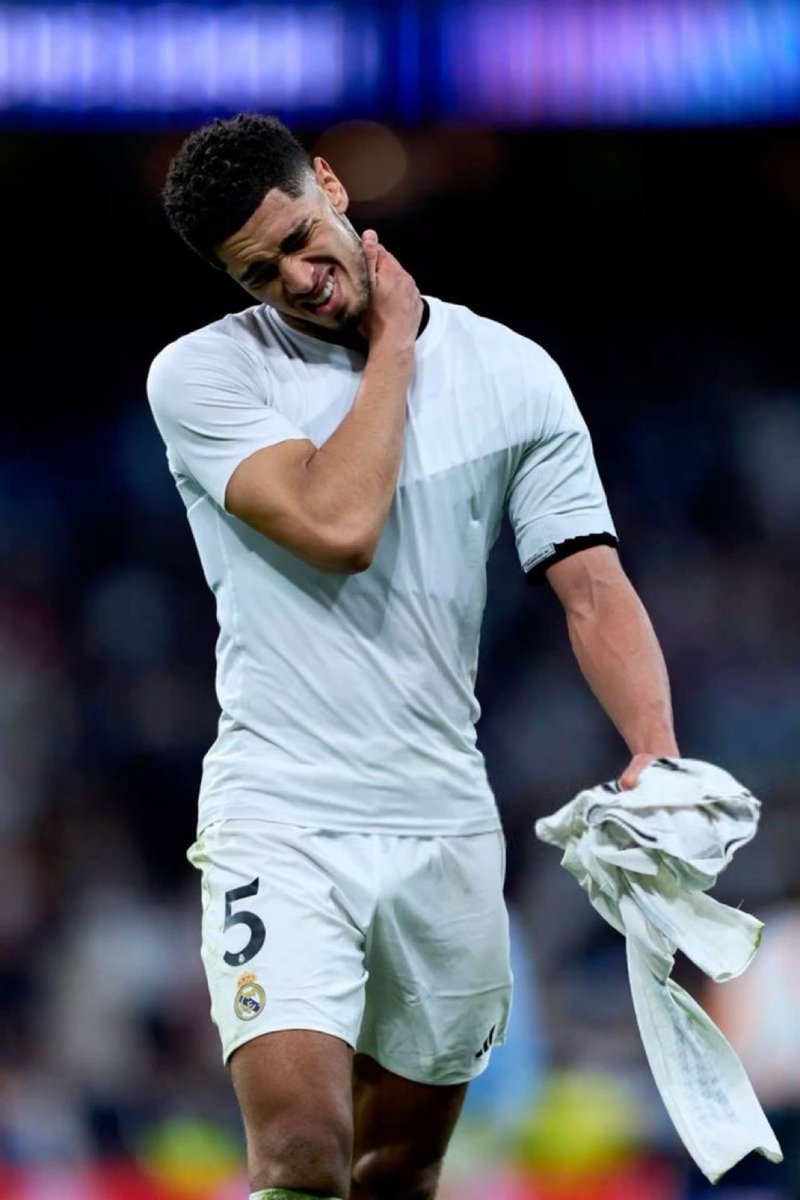trunksRM7's tweet photo. Juega para la gente que ama el fútbol. https://t.co/m2odmiBVzJ
