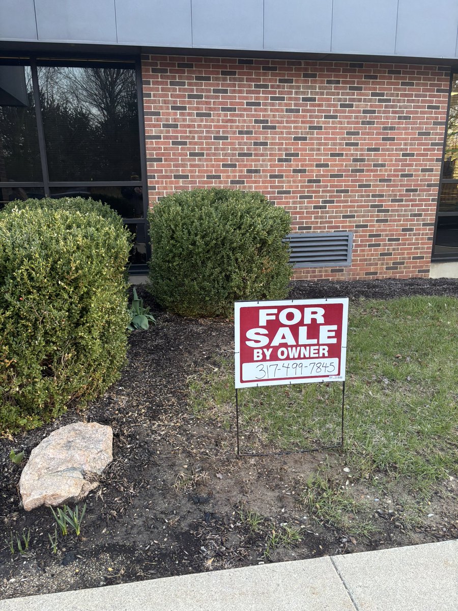 I’m not a huge fan of April Fool’s Day, but I have to admit that this was pretty funny today. As one of my teachers mentioned today, thankful to be in a place we are comfortable to laugh! No place I’d rather be…#1GC