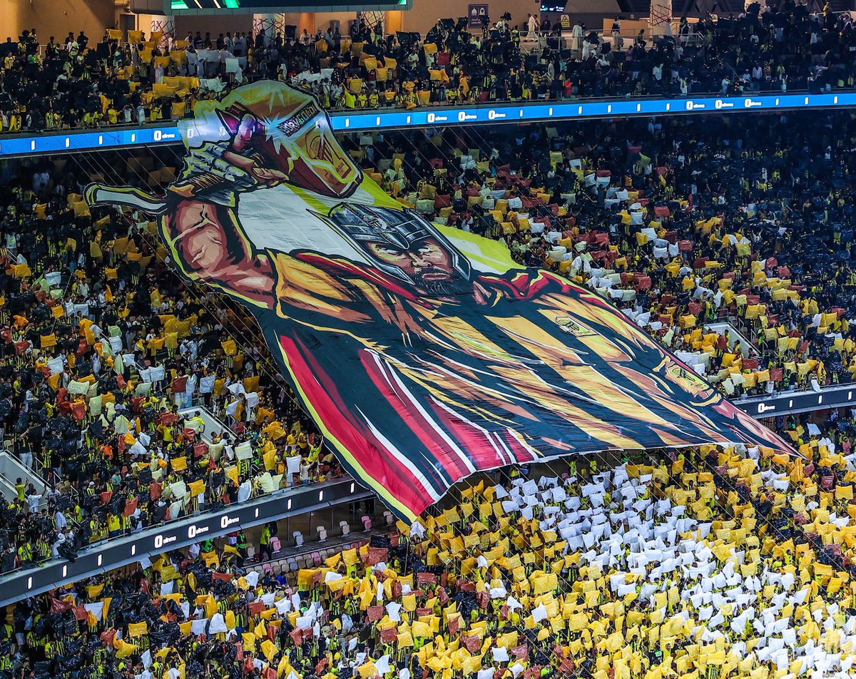 الحمدلله دائماً و أبداً 
إلى جمهورنا العظيم

ألف مبروك لنا جميعًا 🎉💛  
بفضل عزيمتكم القوية وهتافاتكم التي لا تتوقف وصلنا إلى نهائي الكأس كانت هذه المباراة ملحمية، وكل لحظة فيها كانت نتيجة دعمكم الذي لا يُقدّر بثمن.  
أنتم من جعلتم المدرجات تشتعل بالحماس، أنتم من دفعتم الفريق