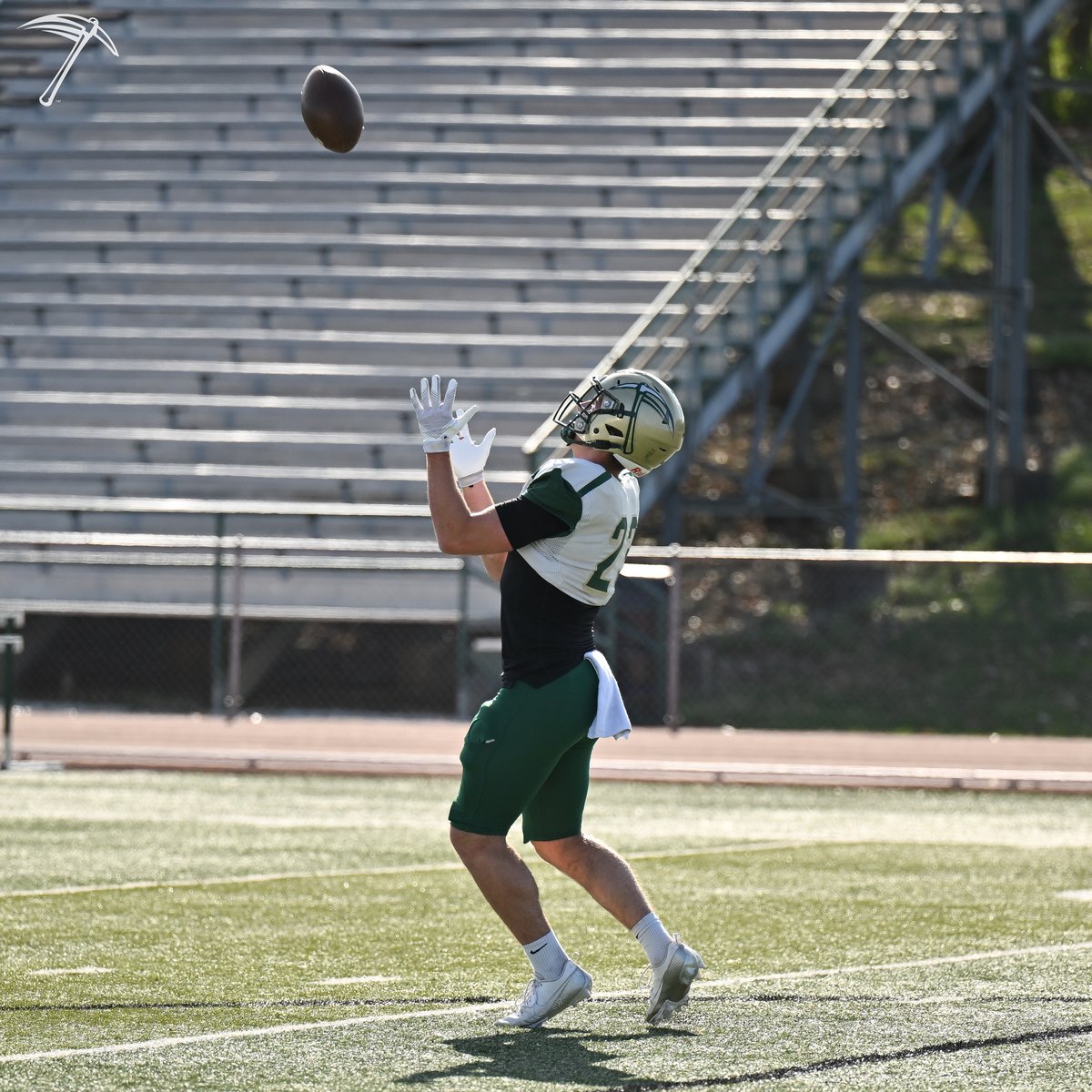 𝐒𝐏𝐑𝐈𝐍𝐆 𝐈𝐒 𝐇𝐄𝐑𝐄

#minerpride