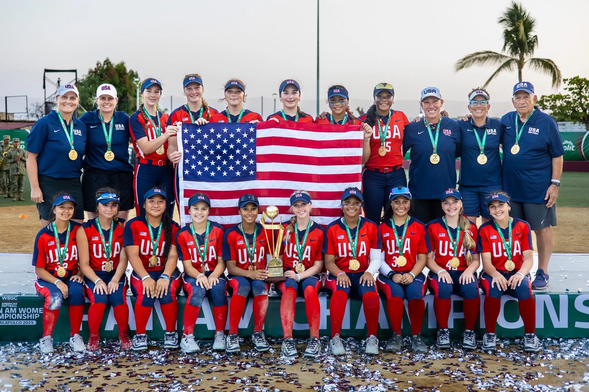 EXTRA INNING SOFTBALL (@extrainningsb) on Twitter photo 🥇🇺🇸 Team USA U-15 Softball DOMINATED the Pan Am Championship! 8-0 record, 90-2 run differential & a GOLD medal 🥎🔥 Next stop: the World Cup! 🌍 (Photo courtesy of USA Softball) <a href="/USASoftball/">USA Softball</a>
🔗: loom.ly/9m5nZtQ 🥇🇺🇸 Team USA U-15 Softball DOMINATED the Pan Am Championship! 8-0 record, 90-2 run differential & a GOLD medal 🥎🔥 Next stop: the World Cup! 🌍 (Photo courtesy of USA Softball) <a href="/USASoftball/">USA Softball</a>
🔗: loom.ly/9m5nZtQ