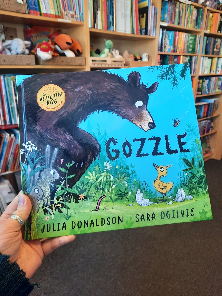 JosBookshopChingford (@chingfordbooks) on Twitter photo New in this afternoon!
GOZZLE
By Julia Donaldson 
Illustrations by Sara Ogilvie
out now in hardback at £12.99
It's a sweet story to discover this April ✨️ 
#JosBookshop #MagicOfTheBookshop #PictureBook #Gozzle #JuliaDonaldaon #ChooseBookshops #IndependentBookshop New in this afternoon!
GOZZLE
By Julia Donaldson 
Illustrations by Sara Ogilvie
out now in hardback at £12.99
It's a sweet story to discover this April ✨️ 
#JosBookshop #MagicOfTheBookshop #PictureBook #Gozzle #JuliaDonaldaon #ChooseBookshops #IndependentBookshop