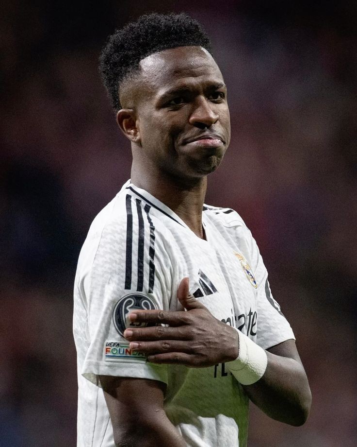 yazid_m13's tweet photo. 120 minutes de jeu dans les jambes, des crampes, des tacles d'assassins mais il a continué à se donner jusqu'à bout 

Le patron de cette équipe... que vous le vouliez ou non https://t.co/9plFniAGHC