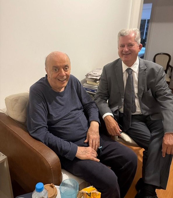 0C0RV0's tweet photo. O Serra tá quase um Tio Paulo https://t.co/hSzrOyWFzv
