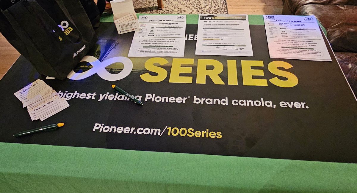 We had the most amazing turn out for our spring agronomy meeting. We are celebrating 15 years with <a href="/PioneerSeedsCA/">Pioneer Seeds Canada</a> and this will be the most exciting year yet. #100series <a href="/WylieSeeds_Dale/">Dale Wylie</a>