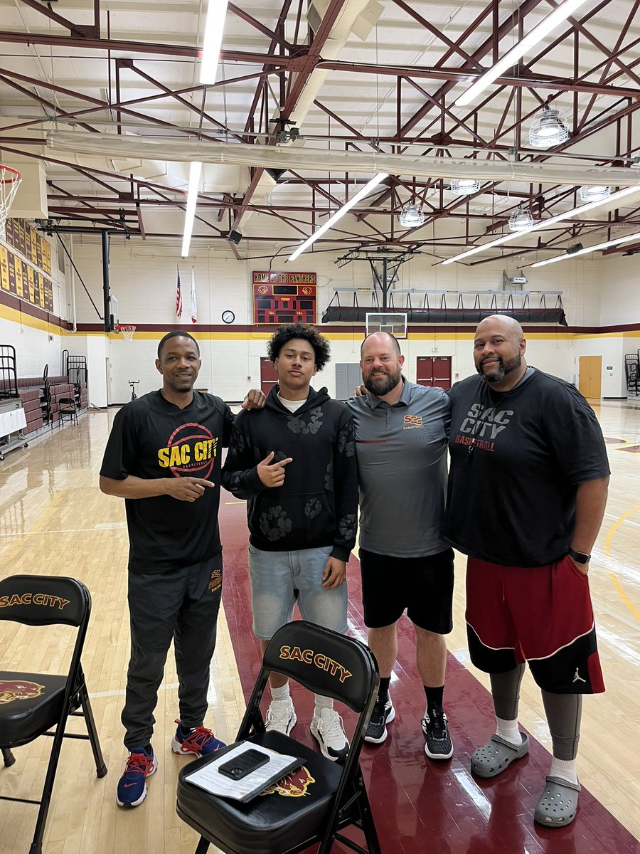 Anthony Gonzales (@11_agonzales) on Twitter photo Thank you coach <a href="/bachavez32/">Brian Chavez</a> and the coaching staff for The hospitality.I enjoyed the visit and look forward to the future #letsgopanthers Thank you coach <a href="/bachavez32/">Brian Chavez</a> and the coaching staff for The hospitality.I enjoyed the visit and look forward to the future #letsgopanthers