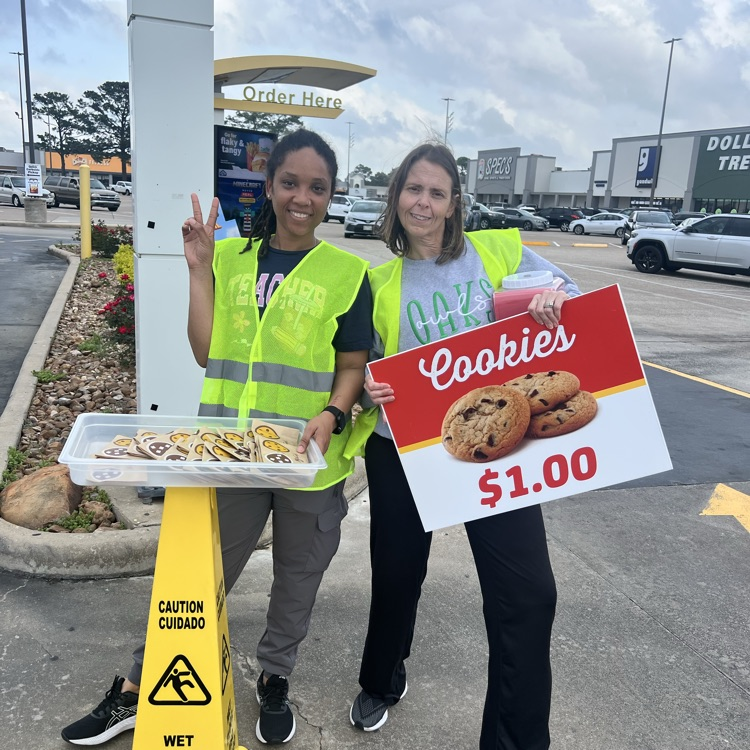 All cookie sales tonight go straight to the PTO-BUT they are CASH ONLY! Bring cash to purchase cookies!!