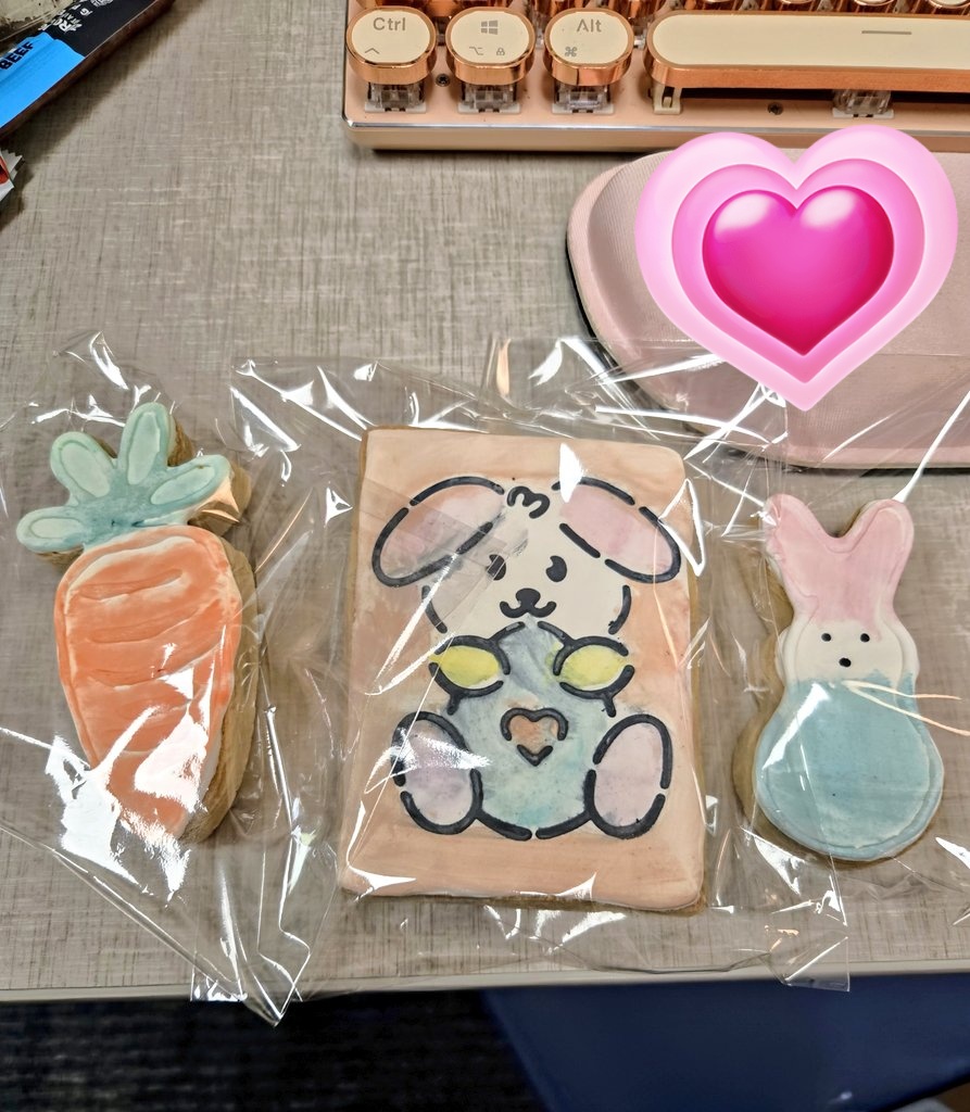 One of my sweet students surprised me with cookies from his mom’s baking biz—and they were amazing! Made with so much love. 🩷🍪🩷

Check her out on Instagram: lunas.sweetdesserts

#SupportLocal #BakedWithLove #SmallBusinessLove #HomemadeGoodness