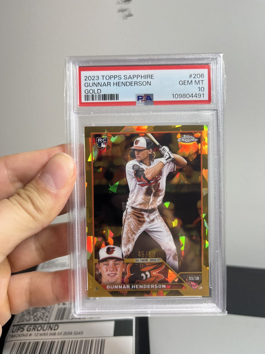 sportscardsig's tweet photo. $925 anyone ?

Have active eBay offer at 1050! 

RTs appreciated https://t.co/6WOMsQNSzX