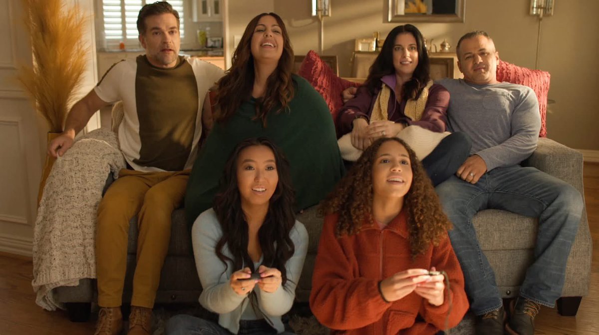 Jeremy Snead (@jeremy_snead) on Twitter photo Having directed a variety of Nintendo Switch commercials over the years it's always a fun creative challenge to capture not only the players in live-action but the system in it's various incarnations (Joy Cons on, off, docked, undocked). <a href="/NintendoAmerica/">Nintendo of America</a> #bts <a href="/mediajuicetwitt/">Mediajuice Studios</a> Having directed a variety of Nintendo Switch commercials over the years it's always a fun creative challenge to capture not only the players in live-action but the system in it's various incarnations (Joy Cons on, off, docked, undocked). <a href="/NintendoAmerica/">Nintendo of America</a> #bts <a href="/mediajuicetwitt/">Mediajuice Studios</a>