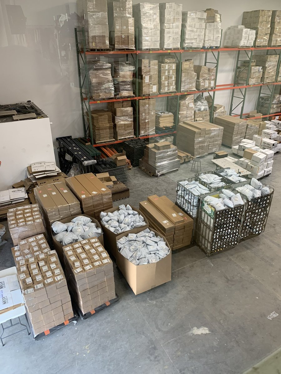 ZACFTP's tweet image. Went from a couple orders out my bedroom, to 20-30 out of my first office, to 18 wheelers now.