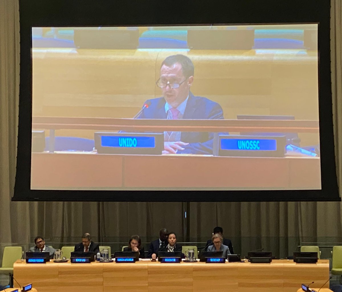 UNIDONewYork's tweet image. “To effectively support #MICs, efforts need to focus on creating an enabling environment for #structuraltransformation, complemented by #innovative #financing mechanisms, such as blended finance. 

Modern #industrialpolicies can play an important role in directing financing &amp;amp;…