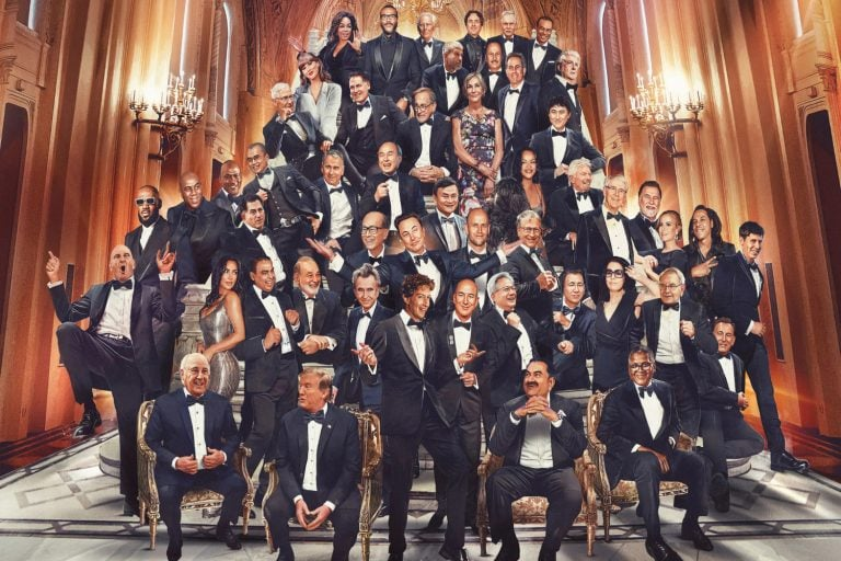 Novo relatório da Forbes demonstra: nunca houve tantos bilionários na face da Terra, agora são mais de 3 mil! Enquanto isso o mundo desenvolve crises profundas, com crescentes desigualdades sociais e perdas de direitos para a classe trabalhadora. Com o apoio de Trump, um