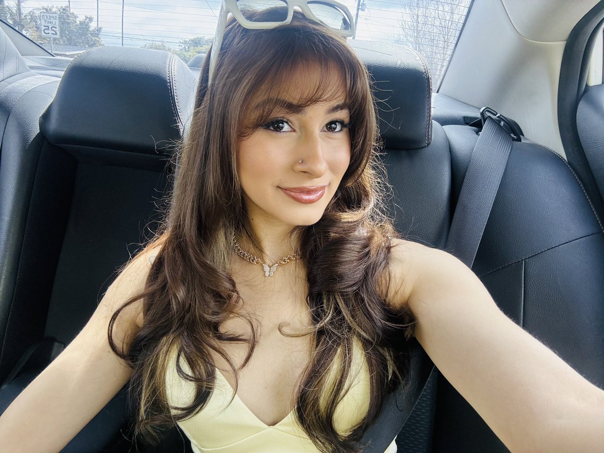 SaamCaat_'s tweet photo. Hey pretty princess 👸🏽 https://t.co/C2QW9zLQ1z
