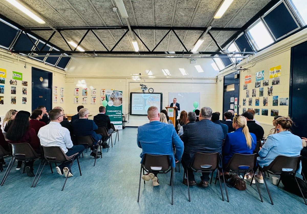 Dublin & Dún Laoghaire ETB (@ddletb) on Twitter photo What a wonderful day we had at <a href="/GreenhillsColl/">Greenhills Community College</a> today as we launched our Fundamental Home Maintenance iVET module! A huge thank you to all our attendees and to the amazing learners from three of our schools who gave such a fantastic demonstration 👏
#iVETLaunch #Teamddletb What a wonderful day we had at <a href="/GreenhillsColl/">Greenhills Community College</a> today as we launched our Fundamental Home Maintenance iVET module! A huge thank you to all our attendees and to the amazing learners from three of our schools who gave such a fantastic demonstration 👏
#iVETLaunch #Teamddletb
