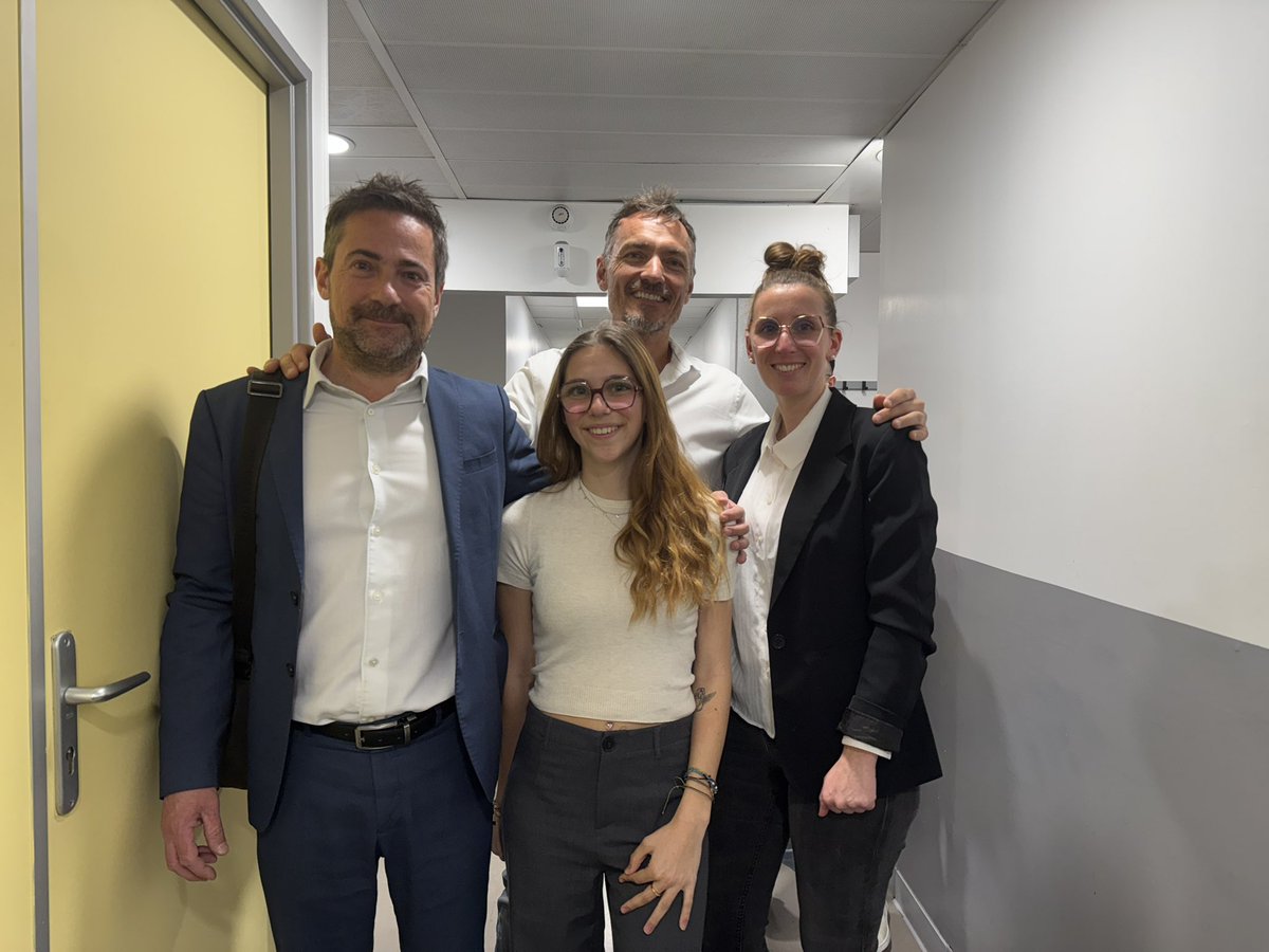 JV_Desens's tweet photo. Quel bonheur d’échanger avec les étudiants futurs opticiens durant la journée JOB MEETING  à l’Institut Supérieur d'Optique de Marseille.
L’ocasion de présenter les sociétés @LyleooSolution et @LaBranche06220  et de définir les profils que nous recherchons. https://t.co/hvNksVUxJx