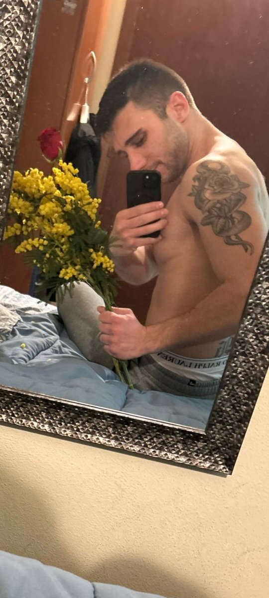 mirkocappe10's tweet photo. 🔥❤️‍🔥🌹 https://t.co/EpwgxJGLIM
