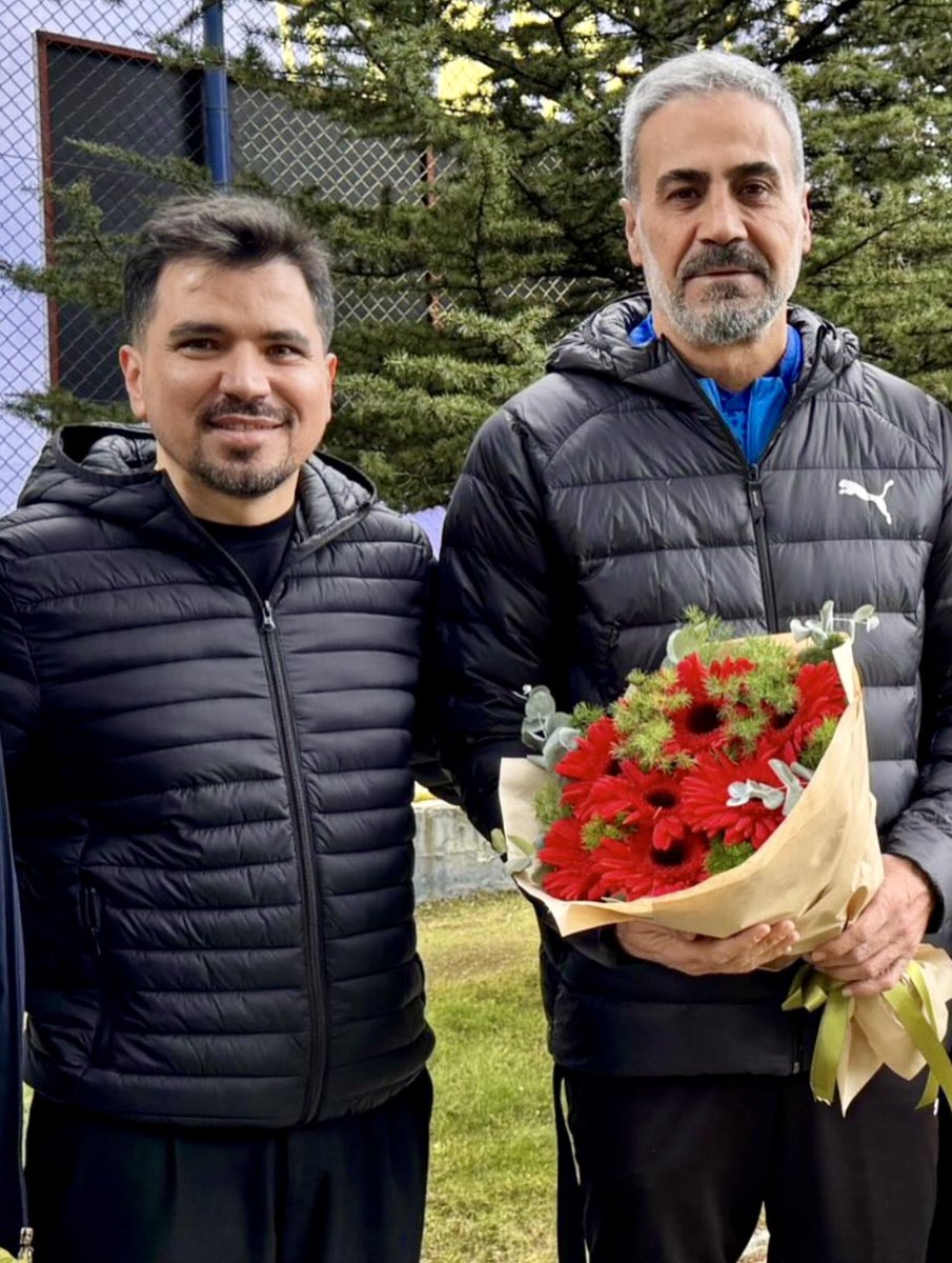 “Bir Sonraki Geliş Tarihiniz Ne Zaman Açıkça Söyleyin”                                                                                    Bir Kez Yalanını Yakaladığın Birinin,
Bin Kez Dogrusunu Sorgularsın.