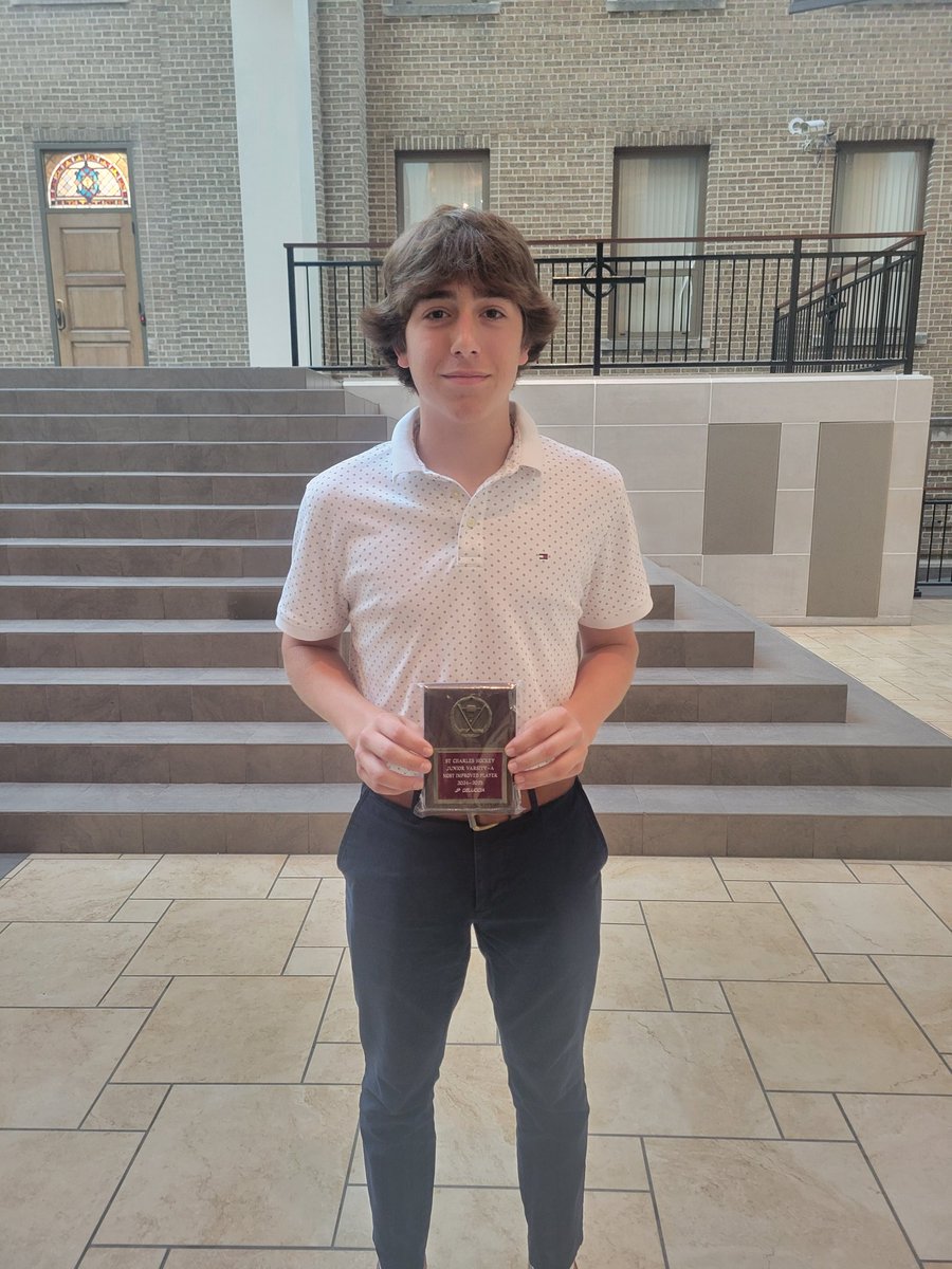 Congratulations to JP Deluccia, our 2024-25 JV-A Most Improved Player!