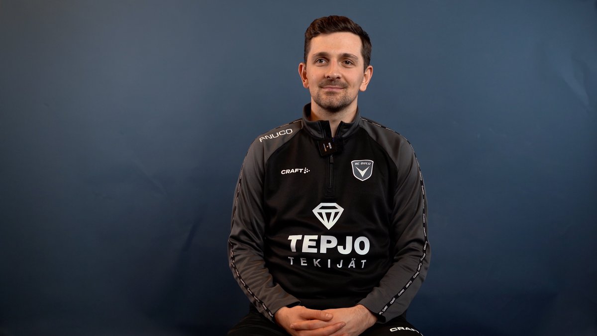 Kausiennakko 2/4 – Tänään pureudutaan joukkueen suorituskykyyn.

Veikkausliigan alkuun ei ole enää kuin muutama päivä! Muista hankkia kausikortti!

Katso ennakko ACOTV:stä:
youtu.be/Hjz1QTRd00Y

#ACOulu
#Oulu
#Laivastonsiniset
#OuluOnLaivastonsininen
#Veikkausliiga