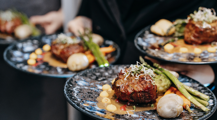 EIP_Networks's tweet image. #Vancouver security pros: Ditch the hotel conference room for &quot;Advanced Detection Techniques&quot; at Gotham Restaurant April 4th, 11:30am with open bar &amp;amp; NY Strip.

Limited seats. This is how the west coast does #cybersecurity.
Register: [eipnetworks.ca/about/events ] #YVRtech #BCtech