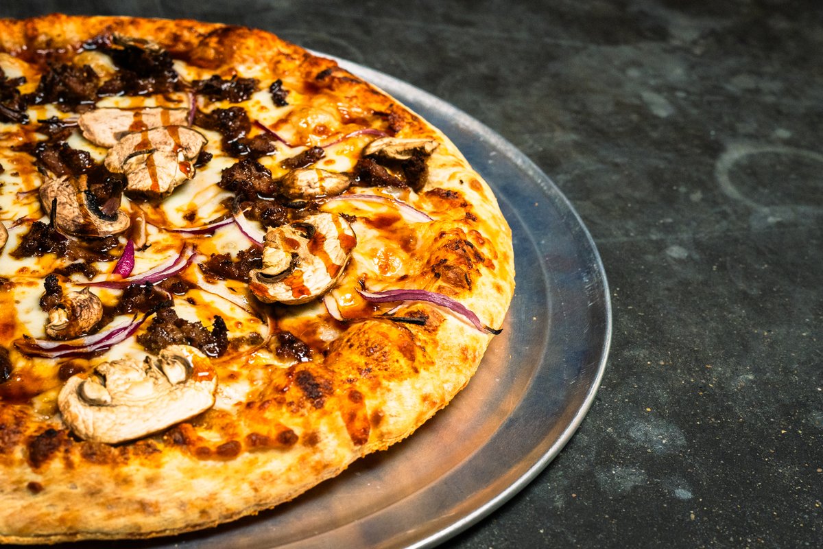 New month, new pizza of the month! Come and try out our Korean BBQ pizza at Woodburn Brewing!