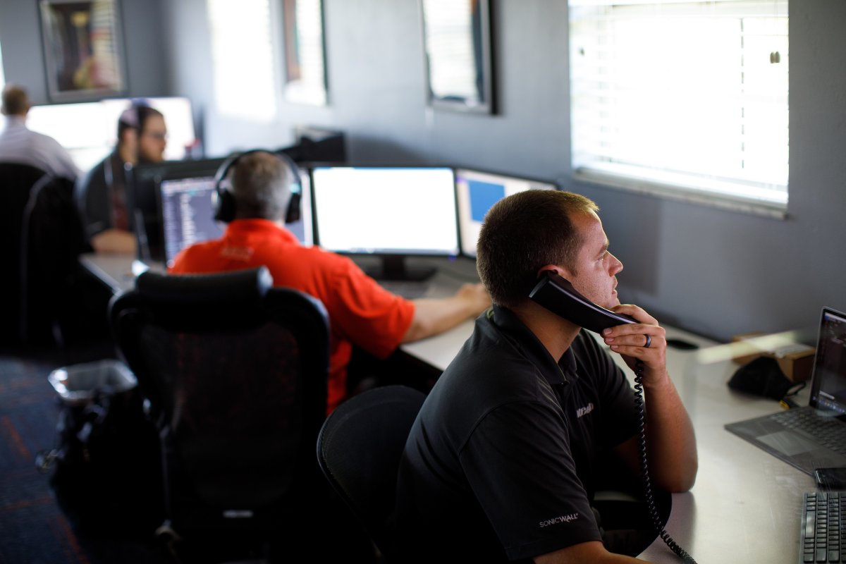 Understanding Managed Cloud Services

Managed cloud services cover a comprehensive range of tasks designed to ensure that cloud systems function smoothly and efficiently...
Continue reading: entechus.com/blogs/understa…

#cloud #msp #managedcloudservices #suncoast #swfl #entechUS