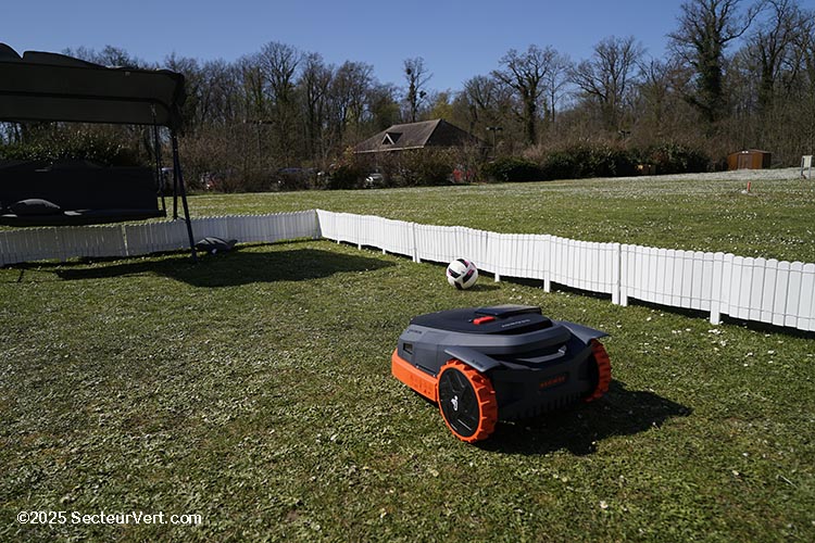 SEGWAY NAVIMOW : X315, X330, X350 et X390… Lancement mondial de 4 nouvelles tondeuses à gazon robotisées de la série X3 ce 1er avril 2025
secteurvert.com/grand-public/j…