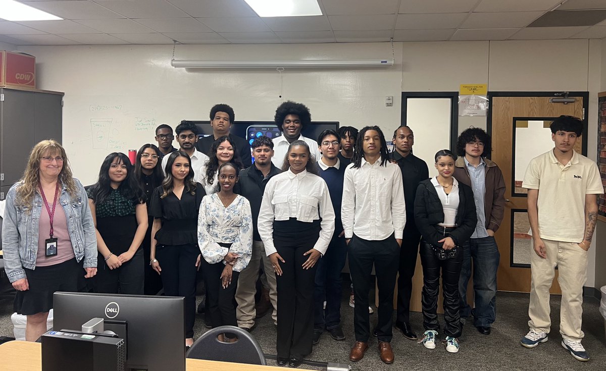 Stephen James, MBA (@stephenjamesmba) on Twitter photo Ms. Johnson’s Business Practicum students <a href="/Dekaneywildcat/">Dekaney High School</a> did a fantastic job of presenting their research and analysis of the social media platform TikTok during their capstone project. Congratulations to these students! <a href="/SpringISD_CTE/">SpringISD_CTE</a> Ms. Johnson’s Business Practicum students <a href="/Dekaneywildcat/">Dekaney High School</a> did a fantastic job of presenting their research and analysis of the social media platform TikTok during their capstone project. Congratulations to these students! <a href="/SpringISD_CTE/">SpringISD_CTE</a>