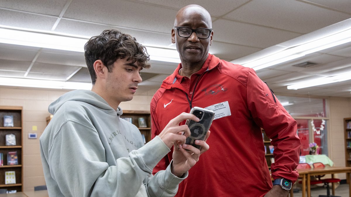 UArkansas's tweet photo. Next stop: Highland High School. It was great to meet so many potential Razorbacks and talk about the opportunities ahead. We can’t wait to welcome you to campus! #FutureHogs #RazorbackReady https://t.co/mEqUR1P6xy