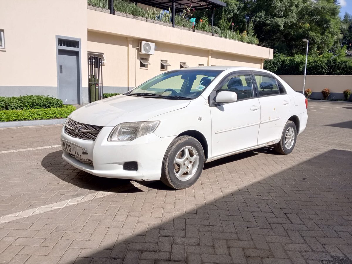 Am_Josey_'s tweet photo. @KevMbugz Najua nmechelewa but cheki hii deal Toyota Axio
Yom 2009
Petrol
1490cc
Fabric interior 
Mileage: 263K
 Price : KSH 560 https://t.co/QegRol3D58