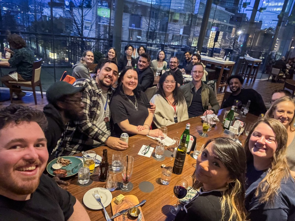Melissa Burns (@_melissa_burns) on Twitter photo Had the privilege of attending BATTLE of BC7 & <a href="/CEGISbyGalint/">Canadian Esports & Gaming Industry Summit</a> this past weekend.
Thank you <a href="/galintgaming/">Galint Gaming Inc.</a> for this incredible experience & opportunity to connect as the Canadian esports industry, not just online but face-to-face.
Can't wait for next year โ๏ธ๐จ๐ฆ Had the privilege of attending BATTLE of BC7 & <a href="/CEGISbyGalint/">Canadian Esports & Gaming Industry Summit</a> this past weekend.
Thank you <a href="/galintgaming/">Galint Gaming Inc.</a> for this incredible experience & opportunity to connect as the Canadian esports industry, not just online but face-to-face.
Can't wait for next year โ๏ธ๐จ๐ฆ