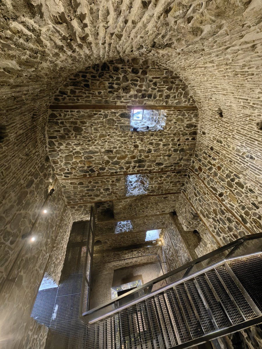 The Hidden Face of Istanbul tweet media