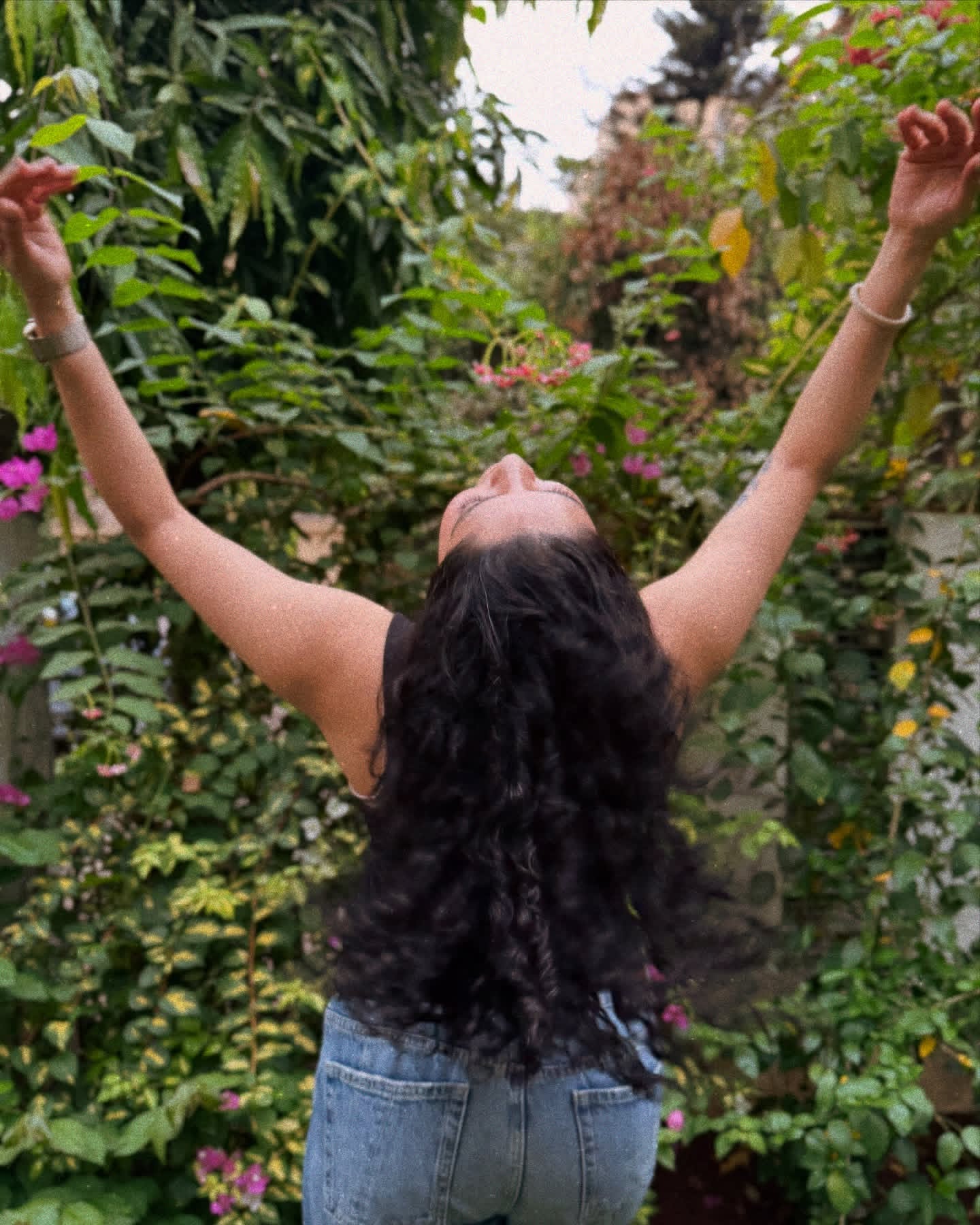 GnePxkaaIAALeo9?format=jpg&name=large