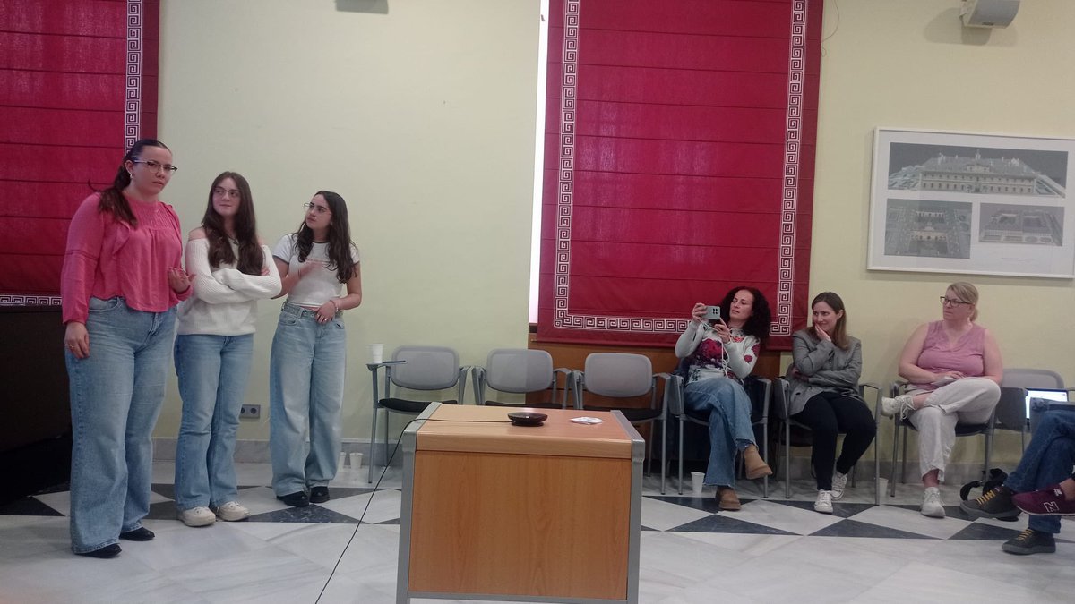 Micromundo Toledo (@micromundoto) on Twitter photo Estupenda jornada con todas las protagonistas de nuestro proyecto!!! Muchas gracias a <a href="/VictorJCid/">VICTOR J CID</a> <a href="/TinyEarthNet/">Tiny Earth</a> por haberse venido a Toledo! <a href="/UCLMdivulga/">UCLMdivulga</a> Estupenda jornada con todas las protagonistas de nuestro proyecto!!! Muchas gracias a <a href="/VictorJCid/">VICTOR J CID</a> <a href="/TinyEarthNet/">Tiny Earth</a> por haberse venido a Toledo! <a href="/UCLMdivulga/">UCLMdivulga</a>