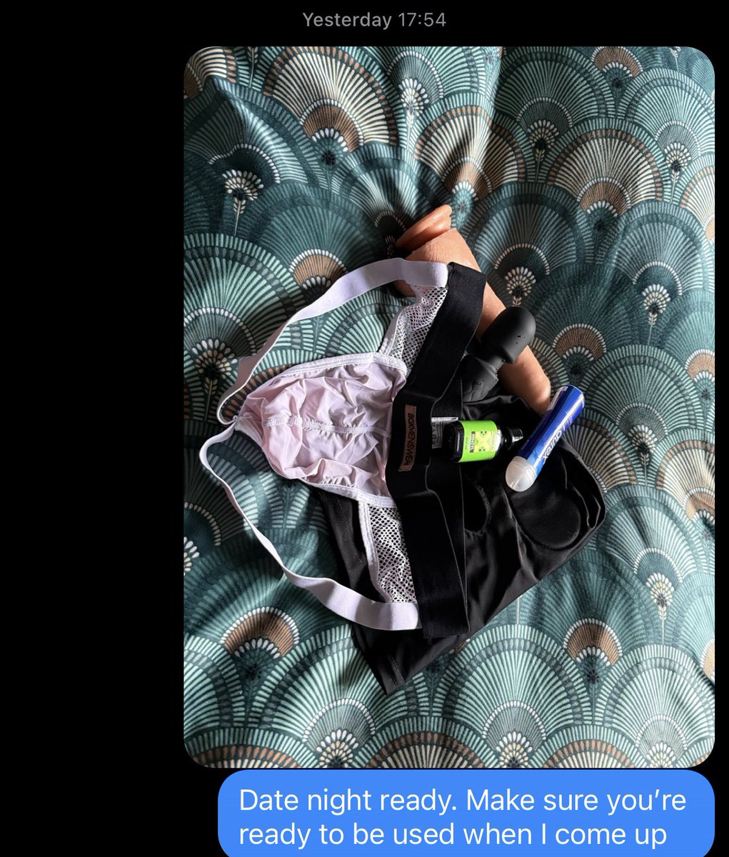 When the BF is on a work call but wants to use you as soon as he comes off the phone… 😮‍💨😈